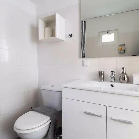 Apartment Ola - Rato Terrace Iv Lisbon