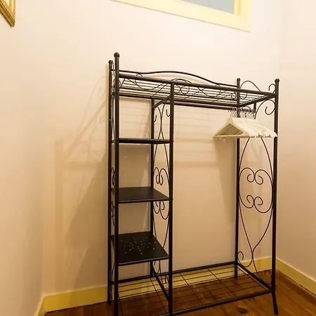 Ola - Rato Terrace Iv Lisboa